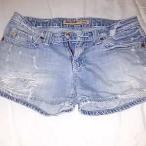 Buckle shorts